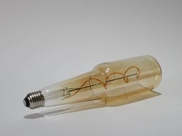 beer lamp stand horizontally on a white ground