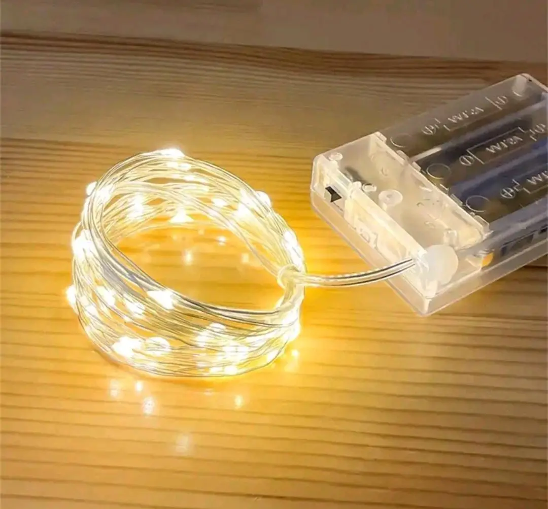 The “Invisible” Christmas Light That’s Brighter, Tougher, and 100% Cable-Free.